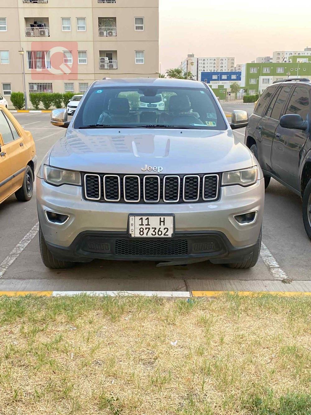 جیپ گراند شیرۆکی
